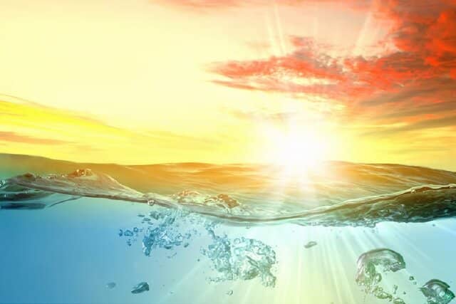 نور به تنهایی بدون حضور گرما می‌تواند آب را تبخیر کند!
